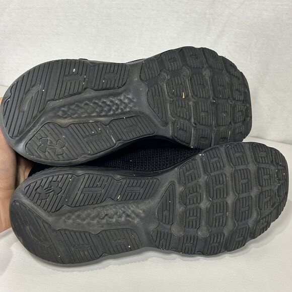 Under Armour Charged Escape 4 Black Black Mens Size 11.5 4E Running Shoe Sneaker - Picture 6 of 8